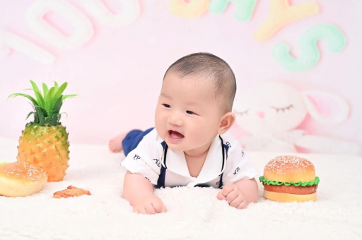 文昌宝宝老是溢奶